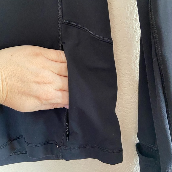 Lululemon Race With Grace 1/2 Zip Womens Sz 6 Black Vented Running Pullover Top - Picture 5 of 10